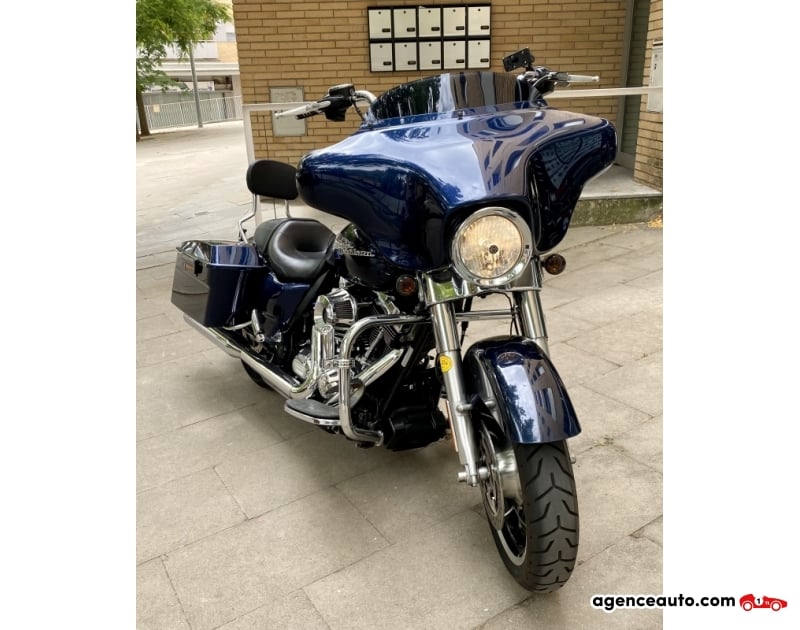 Harley Davidson Street glide 1690 FLHX
