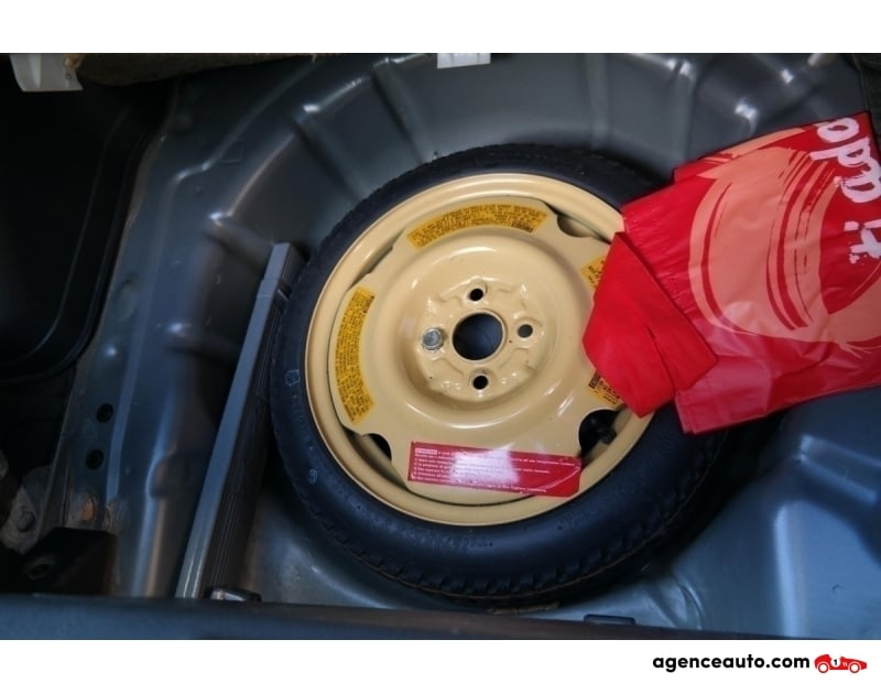 Mazda 323 323F 1.8i 16V 5 porte GT 128cv — 39