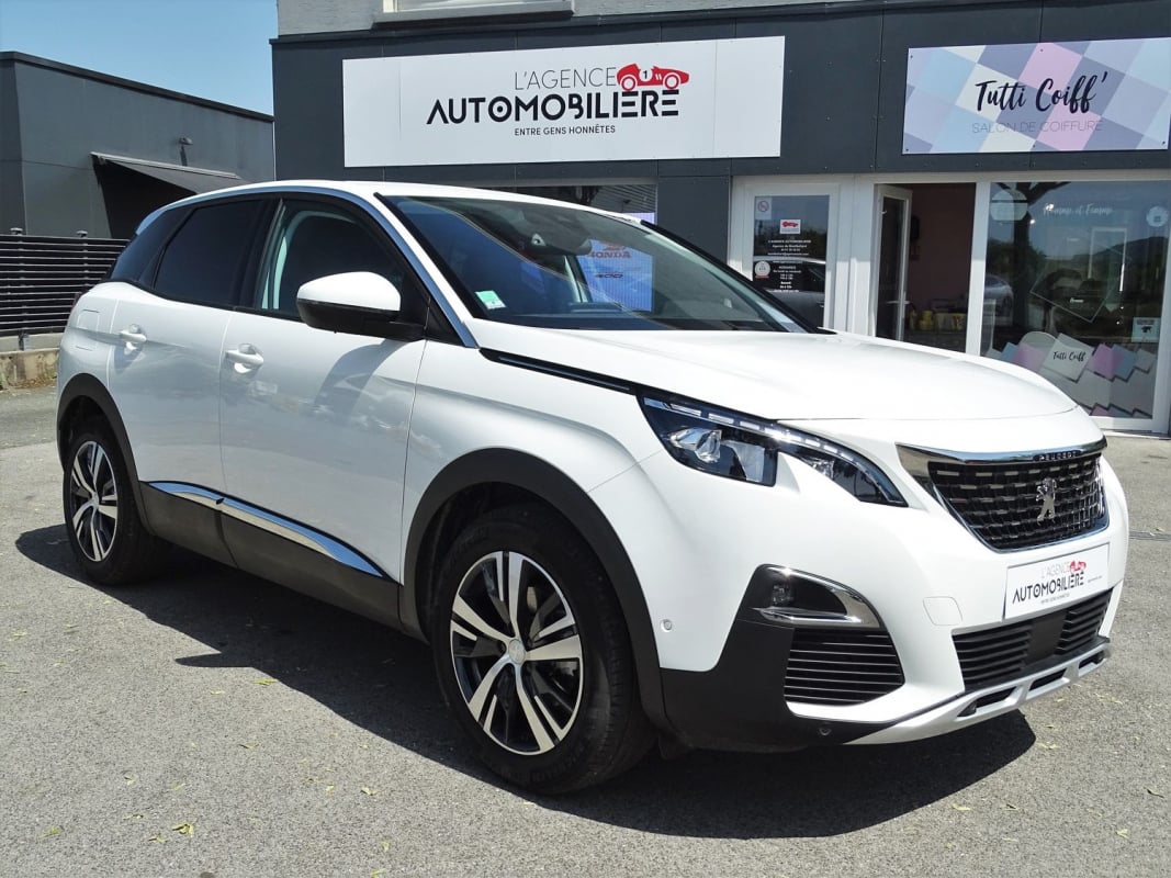 Peugeot 3008 1.5 Blue HDI 130 EAT8 Allure FullLED — 1