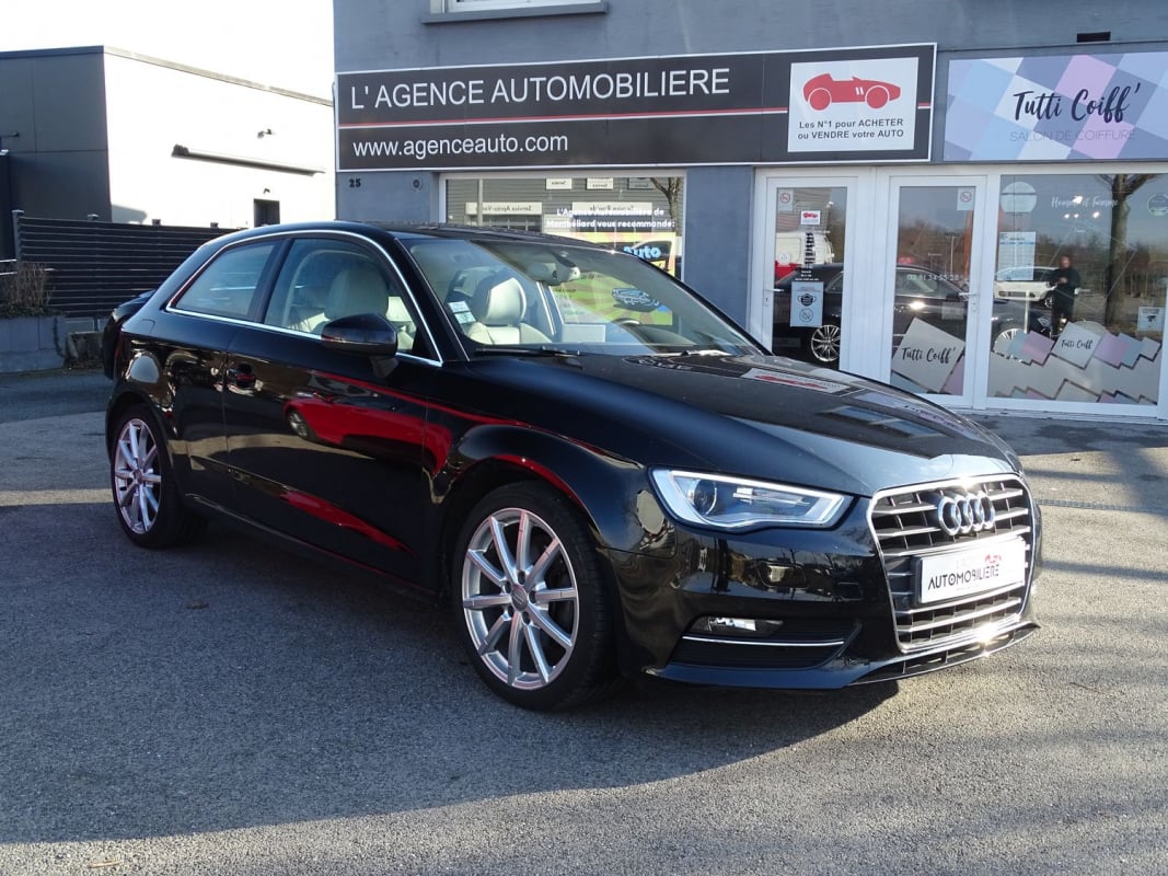 Audi A3 1.6 TDI 110 ch Ambition Luxe 3portes — 1