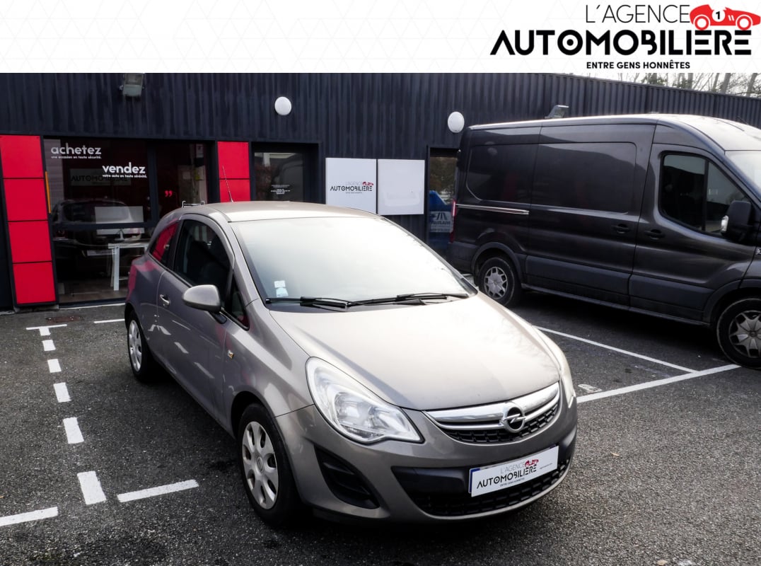 Opel Corsa Phase2 1.3 FINITION EDITION 75 cv — 1