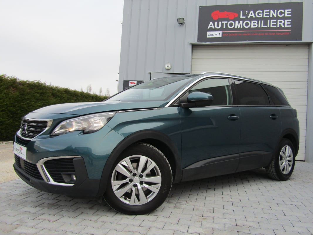 Peugeot 5008 1.6 HDI 120CV ACTIVE 7PLACES — 1