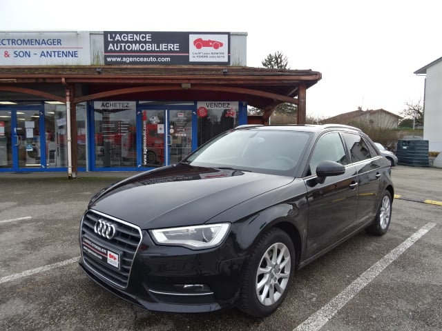 Audi A3 III SPORTBACK 1.6 TDI 105 AMBITION — 1