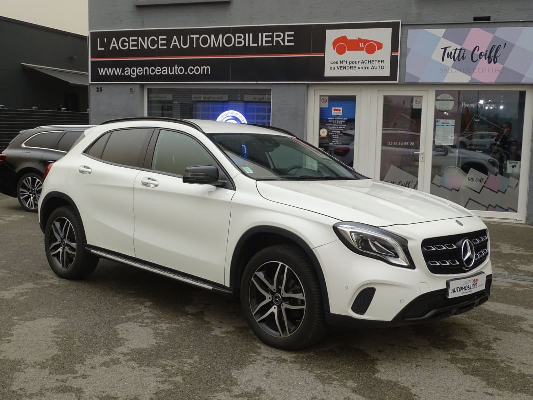 Mercedes-Benz Classe GLA 180 1.6 i 16V 122 cv Ph2 Sensation — 1