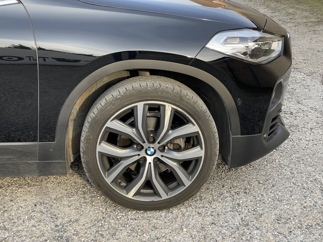 BMW X2 18i sDrive Lounge 1.5 i 12V DCT7 140cv Boîte auto — 19