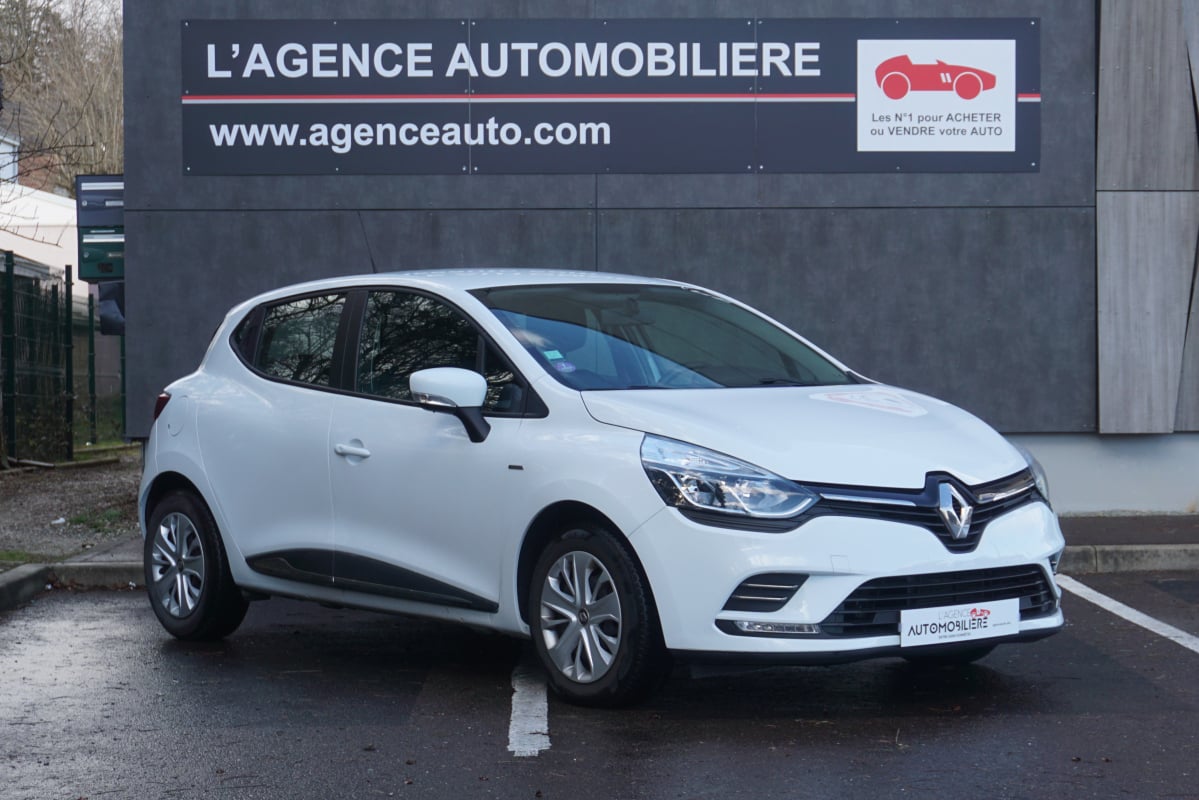 Renault Clio IV 1.2 16v 75 ch - TREND — 1