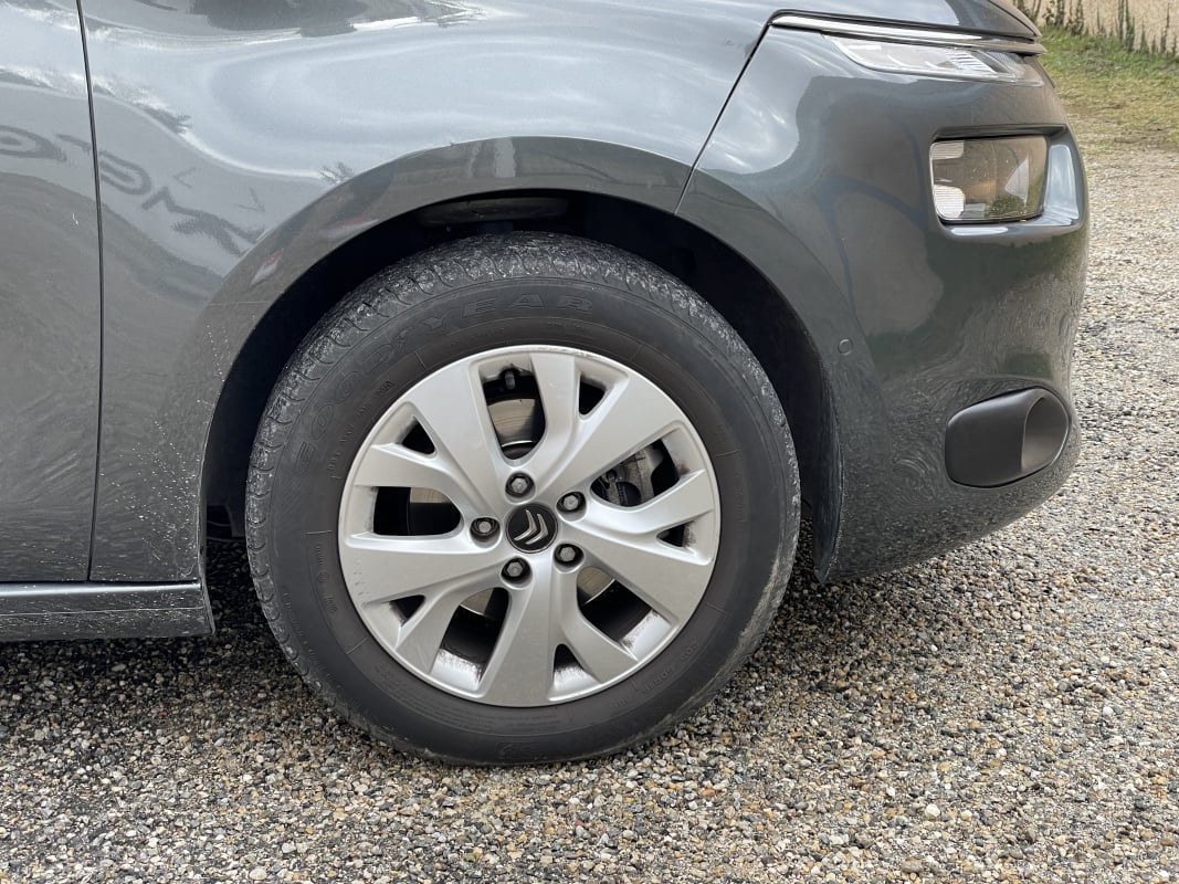 Citroen C4 Picasso II 1.6 BlueHDi 120 cv. Intensive — 19