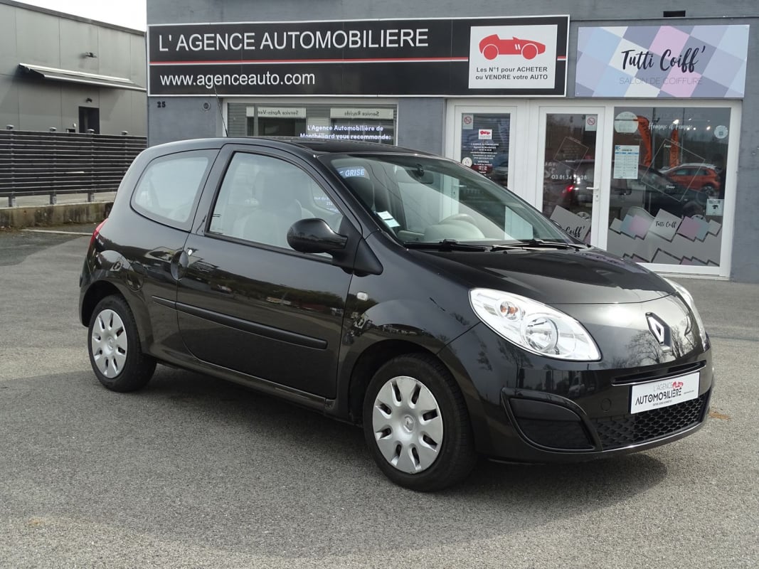 Renault Twingo 1.2 60 CV AUTHENTIQUE — 1