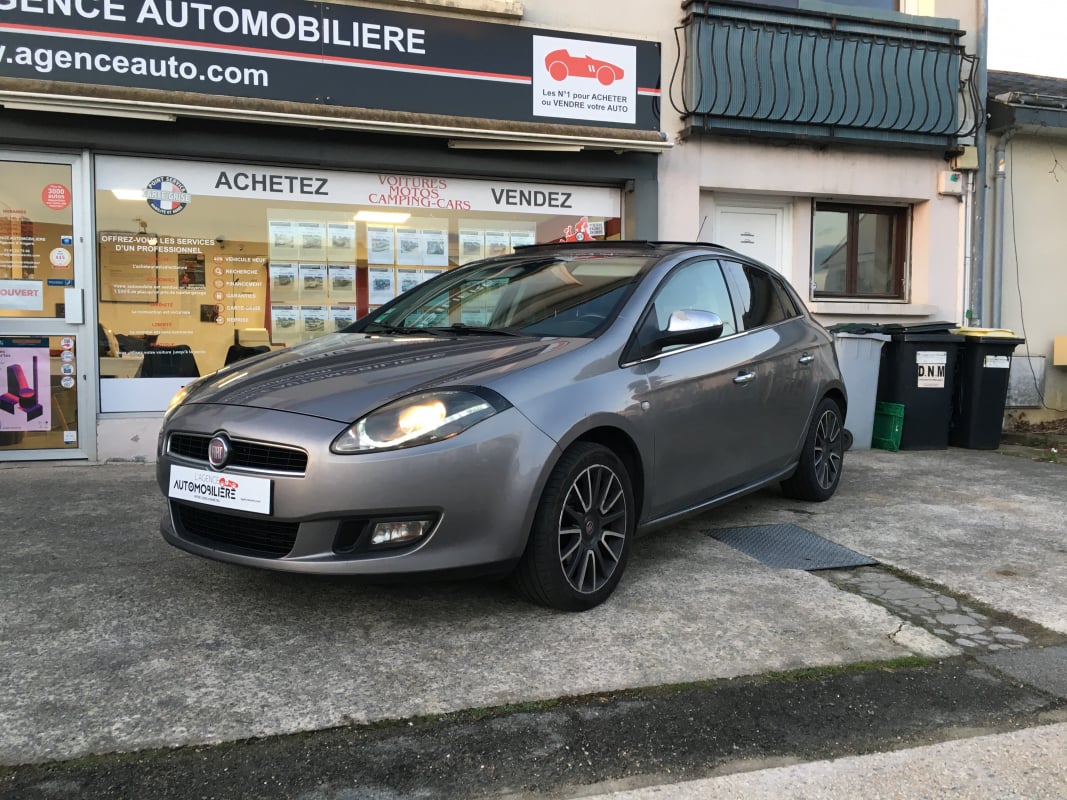 Fiat Bravo 1.6 MULTIJET 120 CH SPORT TOIT OUVRANT — 1