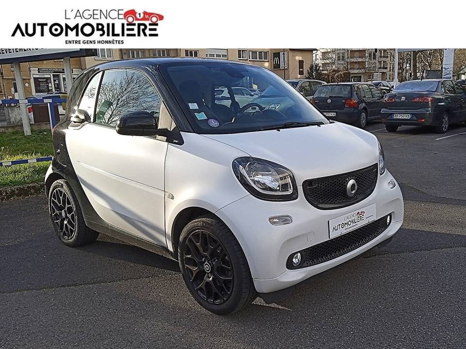 Smart Fortwo 0.9L Prime 90 Cv Blanc Nacre — 1