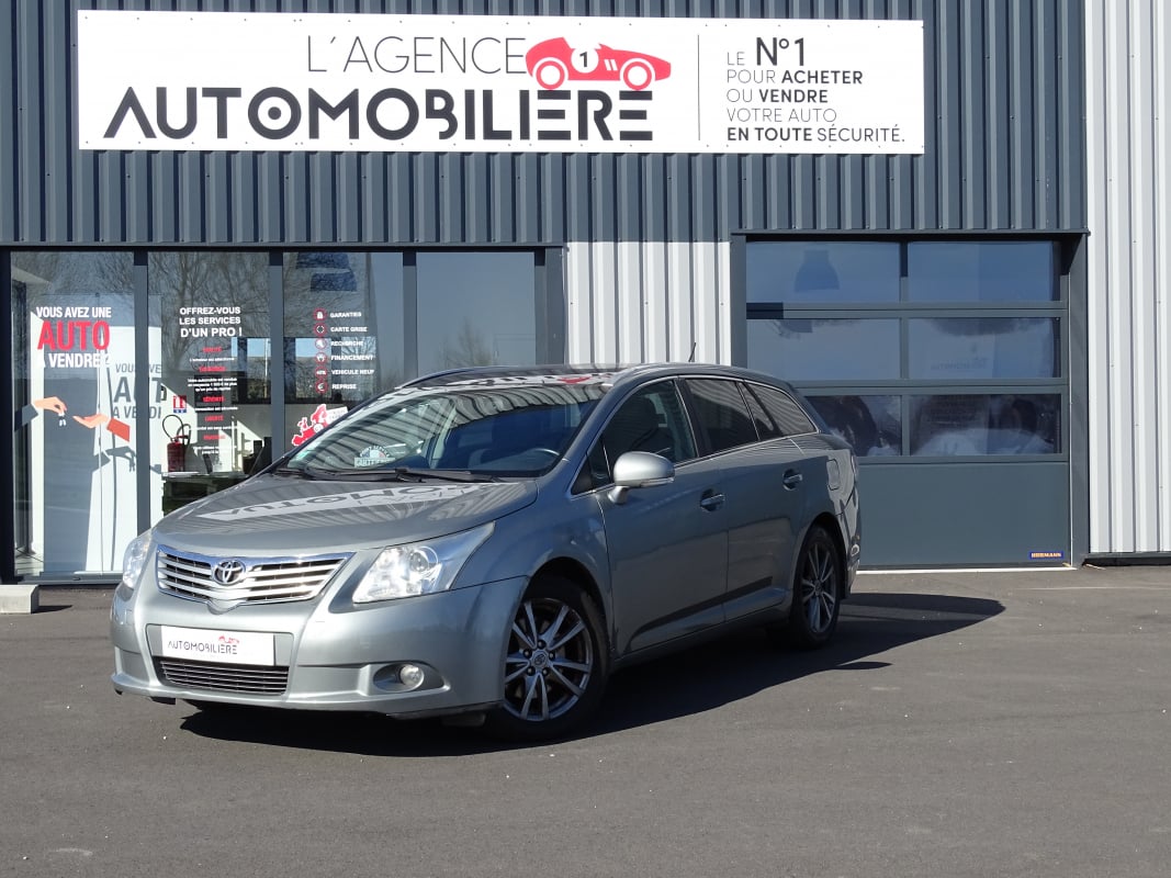 Toyota Avensis AVENSIS BREAK 150-4D SKY VIEW EDITION — 1