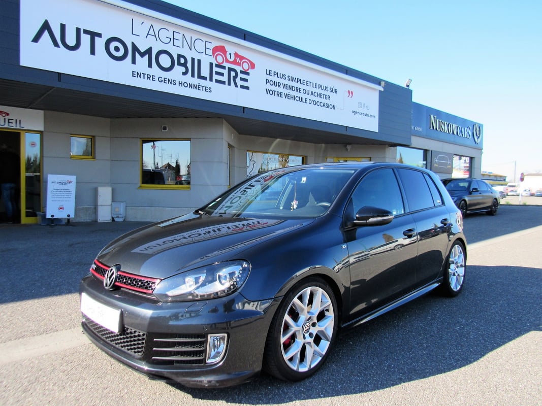 Volkswagen Golf 2.0 TSI GTI EDITION 35 235 CH — 1