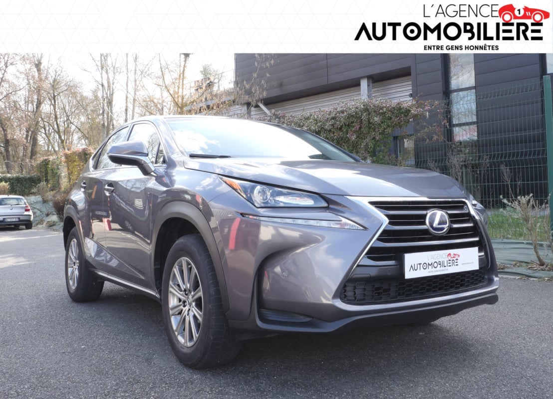 Lexus NX 300H 155 2WD BVA — 1