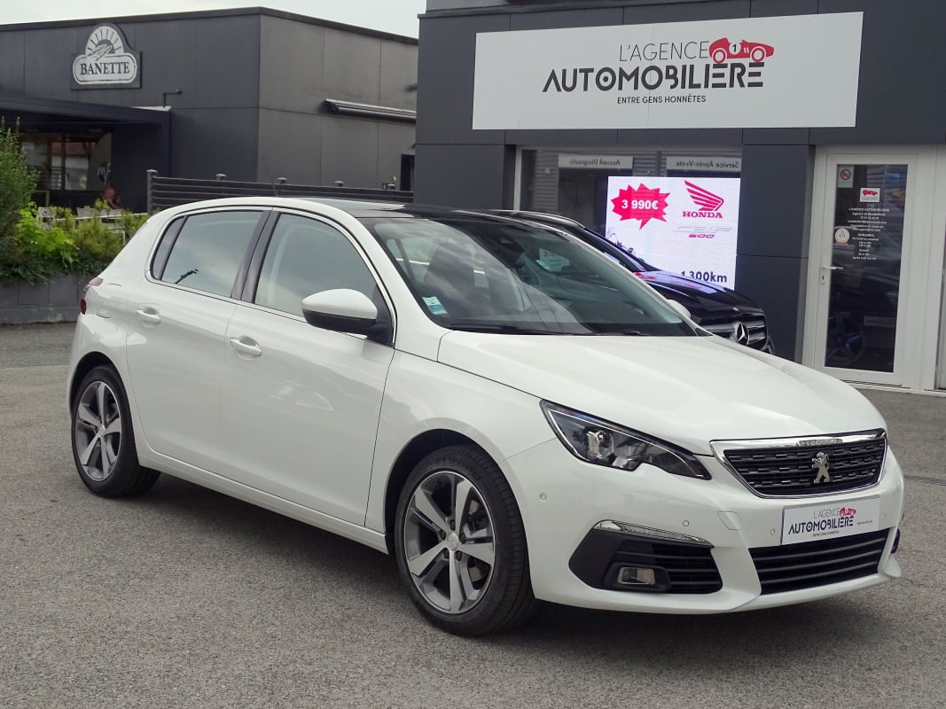Peugeot 308 1.5 BLUE HDI 130 ALLURE TOIT PANORAMIQUE ANGLE MORT ADML ... — 1