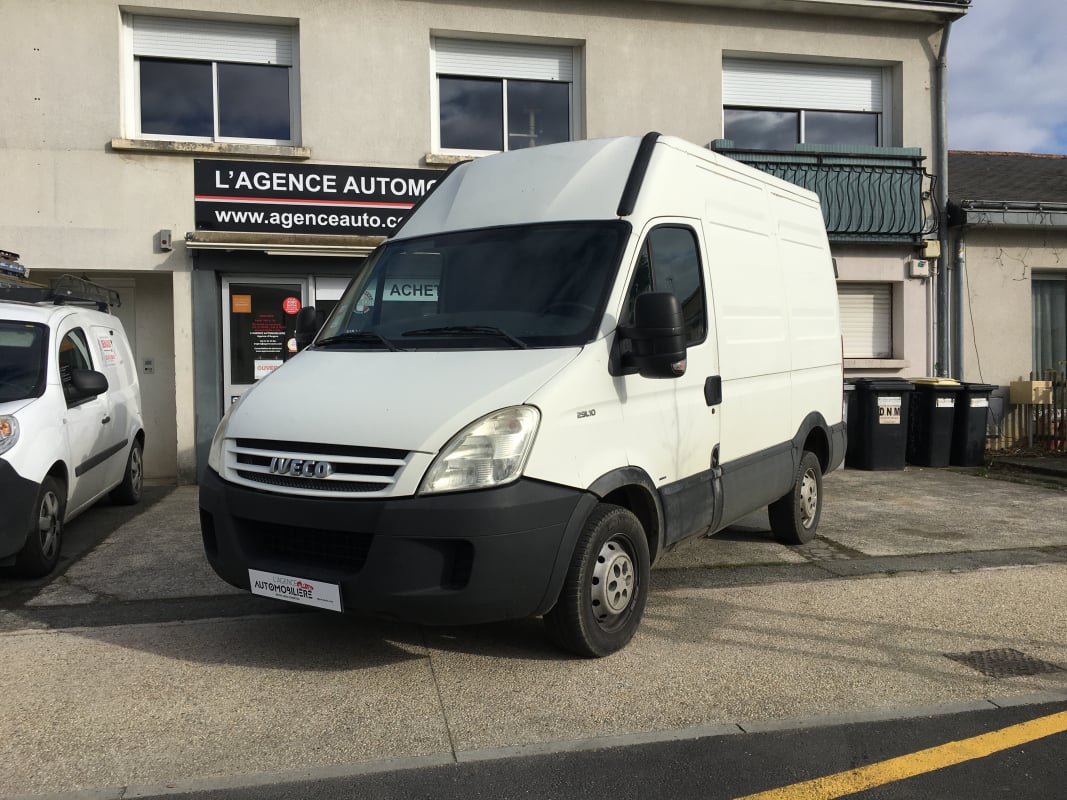 Iveco Daily 2.3 HPI 29L10 97 CH — 1