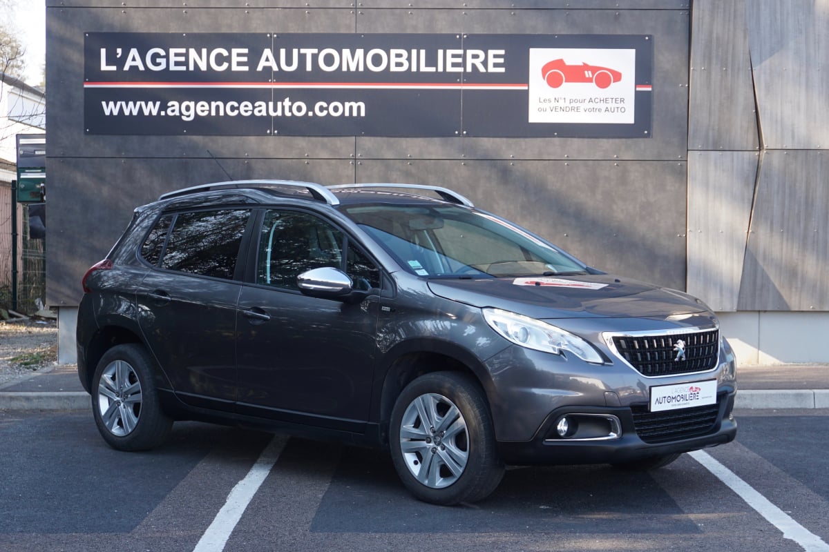 Peugeot 2008 1.2 VTi Puretech 82 ch STYLE - 66000km — 1