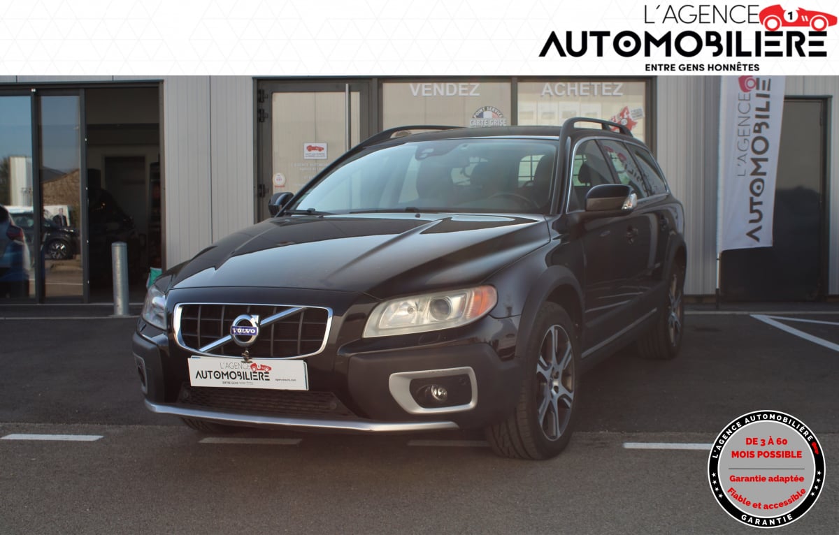 Volvo XC70 D3 2.4 D AWD MOMENTUM — 1