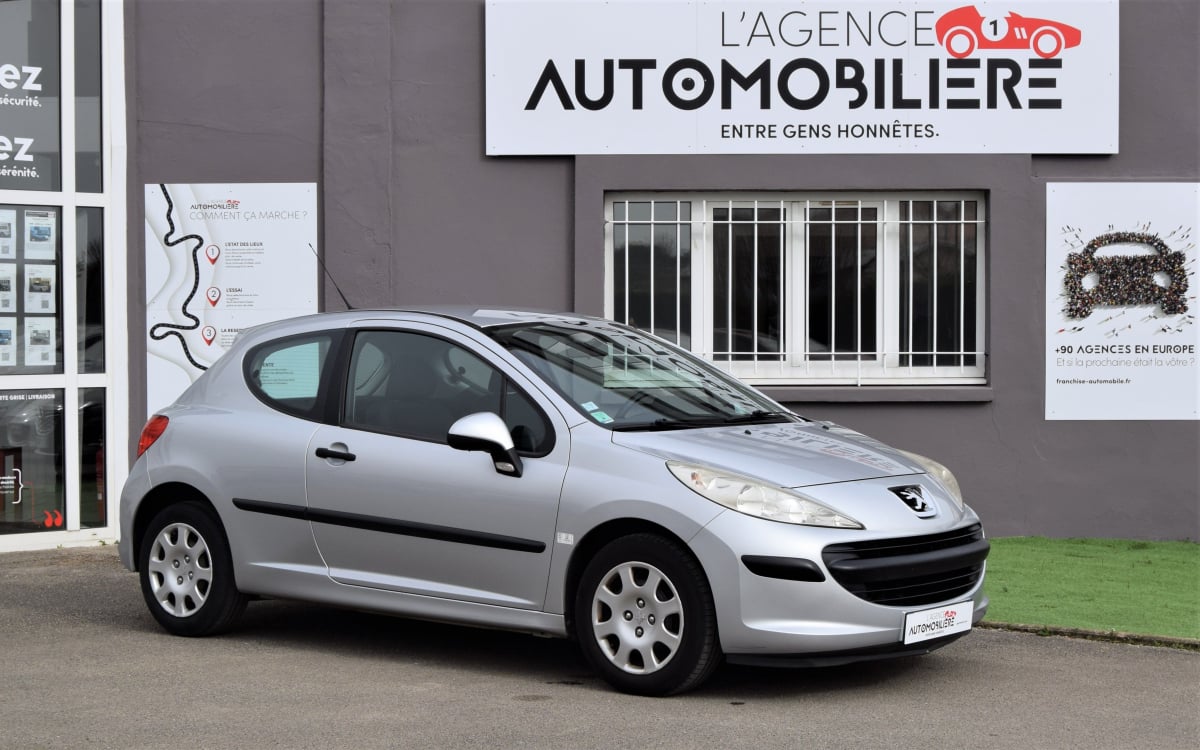 Peugeot 207 1.4 HDI - SOCIETE — 1