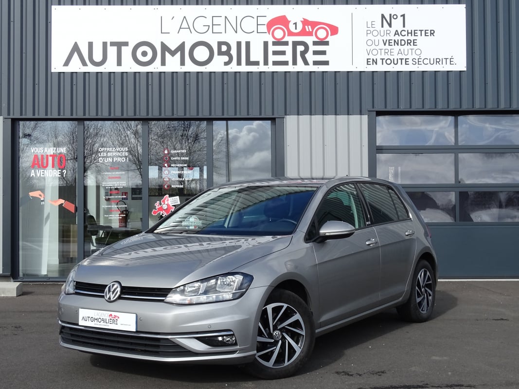 Volkswagen Golf CONNECT TDI 115 CV BVM5 — 1