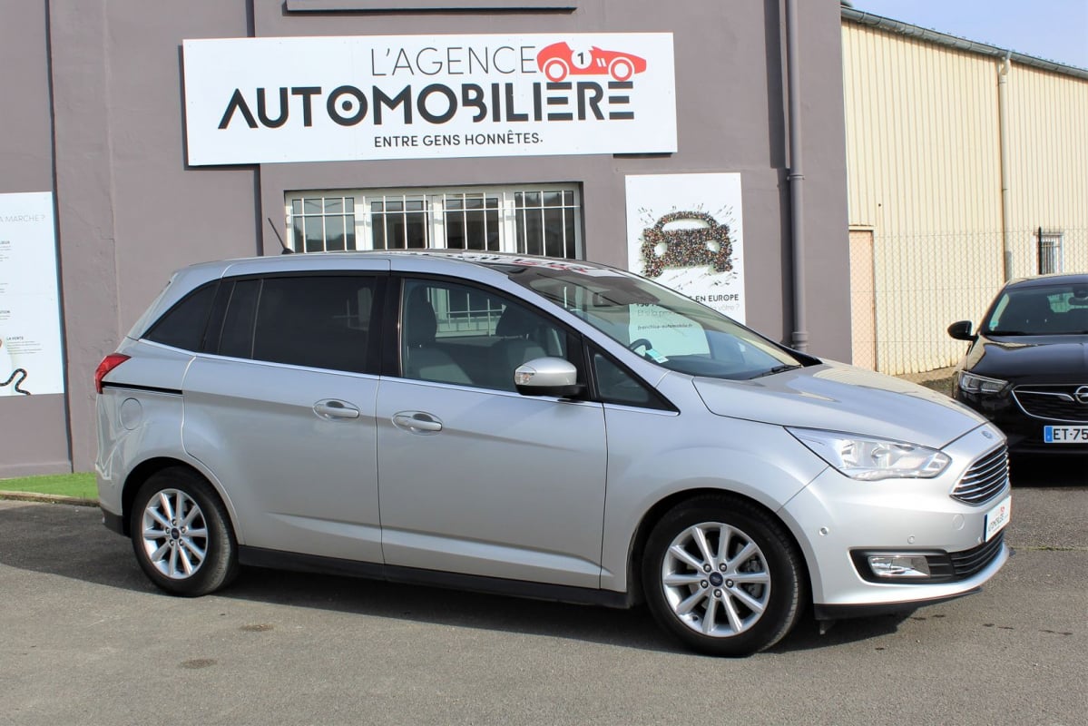 Ford Grand C-max 150cv - 2.0 - TDCI - Titanium - 7places — 1