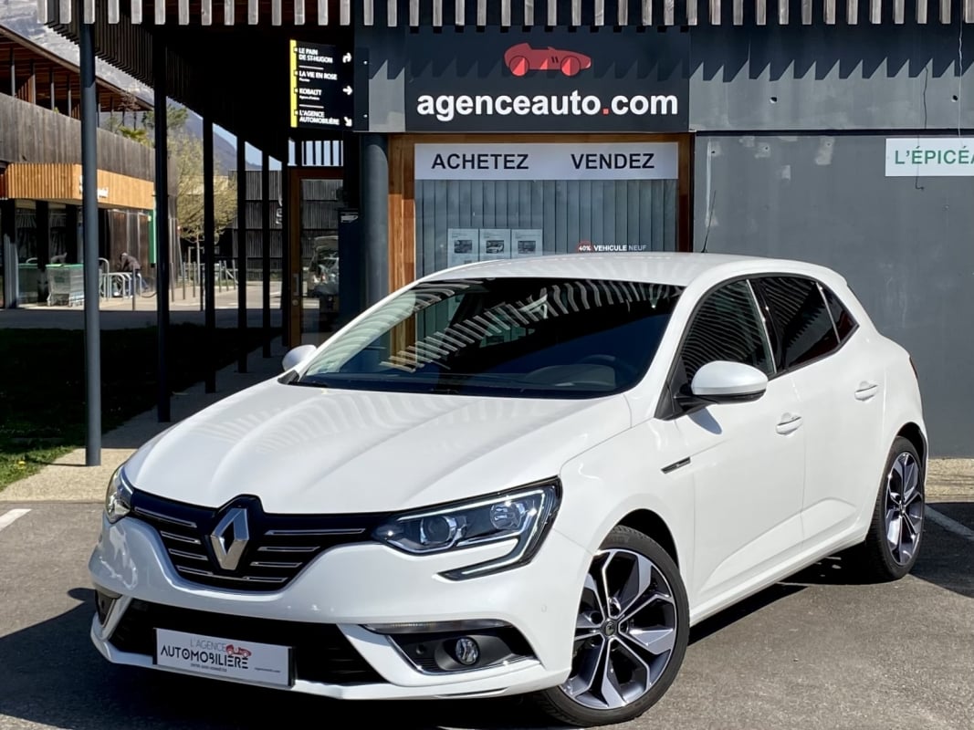 Renault Megane IV 1.3 TCe 140 Intens / 1°Main — 1