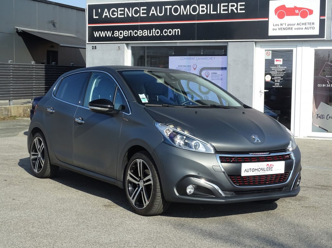 Peugeot 208 1.2 Puretech 110 ch GT Line - Ice Silver Texture - — 1