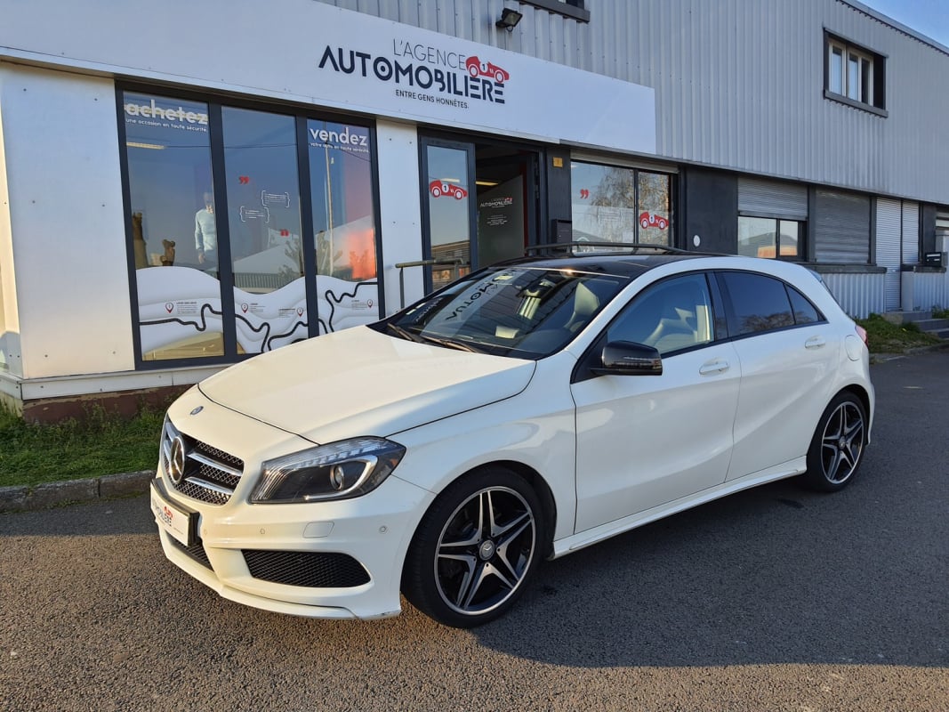 Mercedes-Benz Classe A 250 BLUEEFFICIENCY FASCINATION 7G DCT BVA — 1