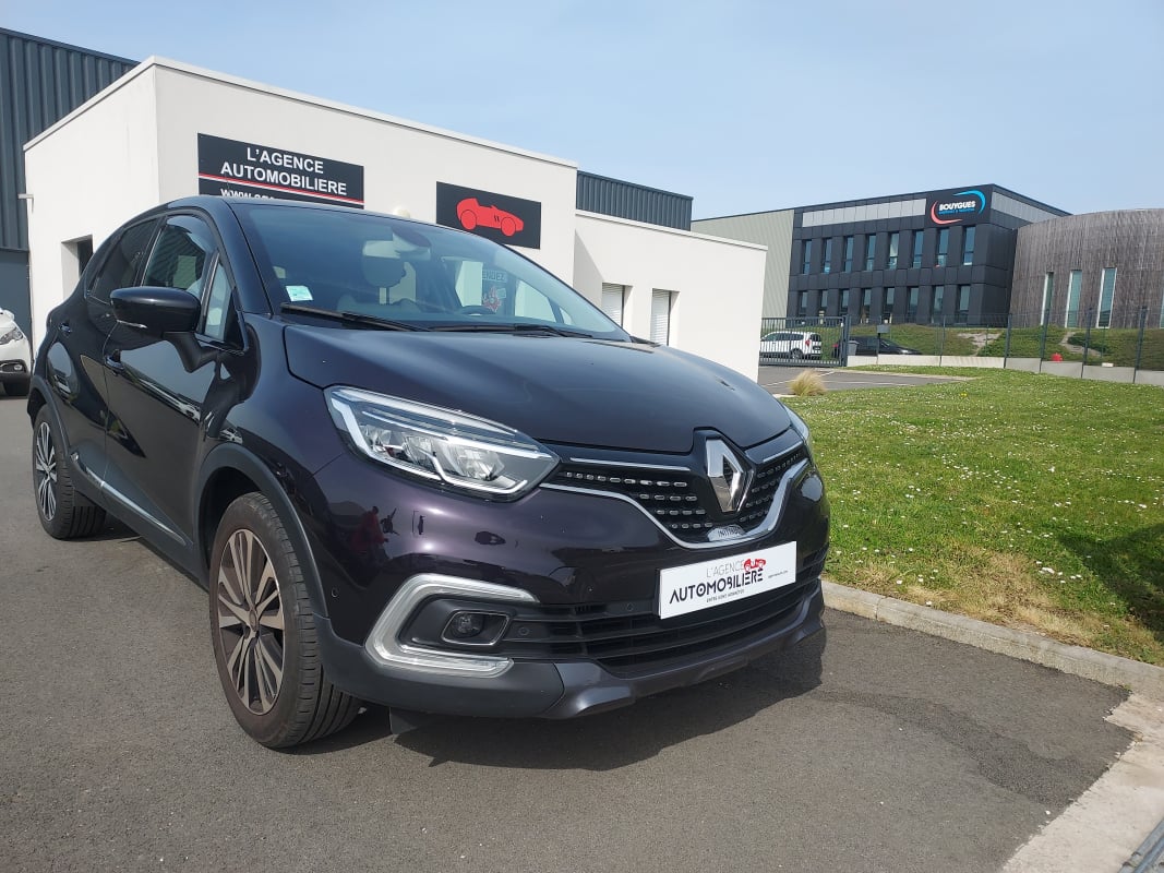 Renault Captur 1.3 TCE 130ch INITIALE PARIS — 1