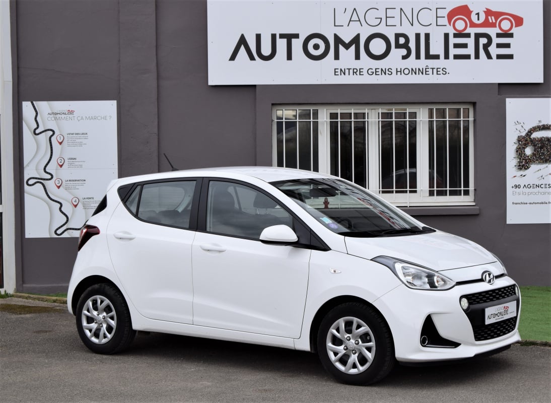 Hyundai I 10 1.0-67 CV- INTUITIVE +RDS — 1