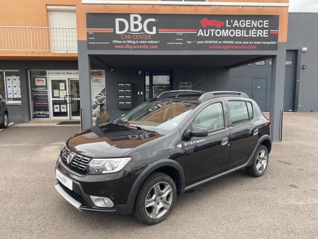 Dacia Sandero 1.0 SCe 75 CH Urban Stepway Première Main — 1