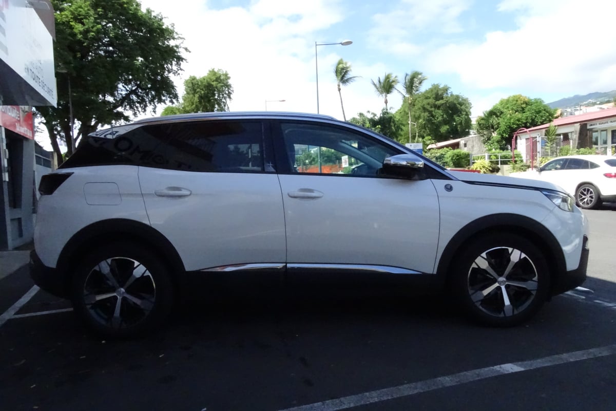 Peugeot 3008 PHASE II 1.2 THP Puretech 12V S&S 130 cv CROSSWAY — 2