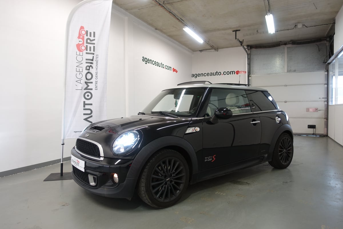 Mini Mini II (2) 1.6 184 COOPER S BVA + TOIT OUVRANT — 1