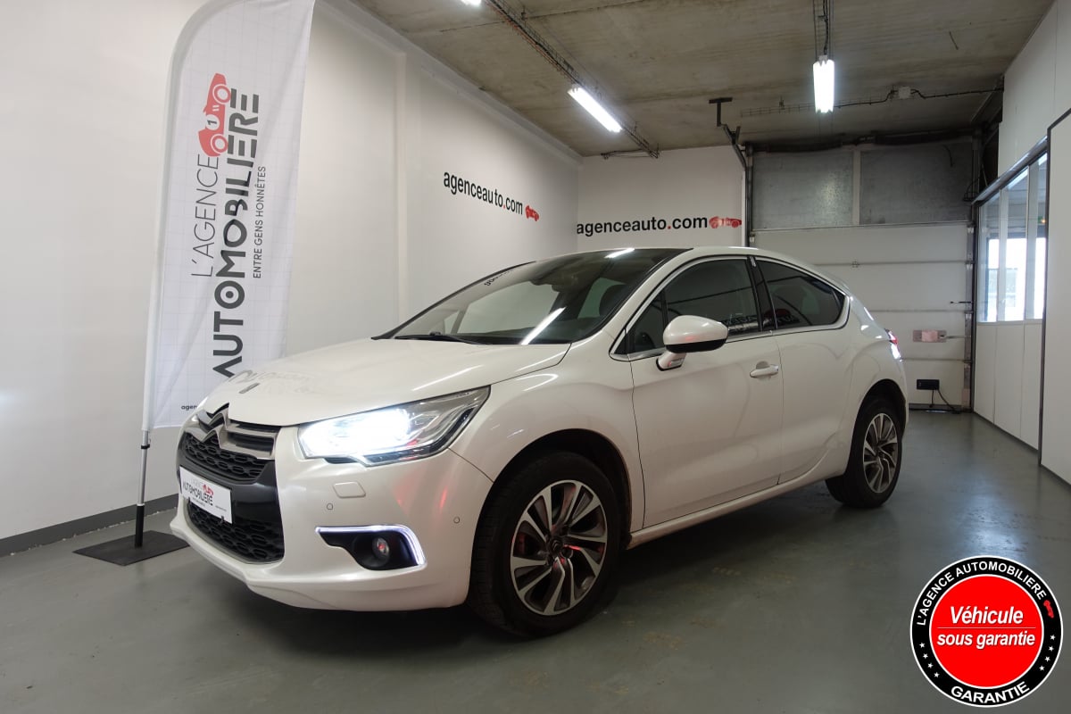 Citroen DS4 1.6 E-HDI 115 AIRDREAM SO CHIC BMP6 — 1