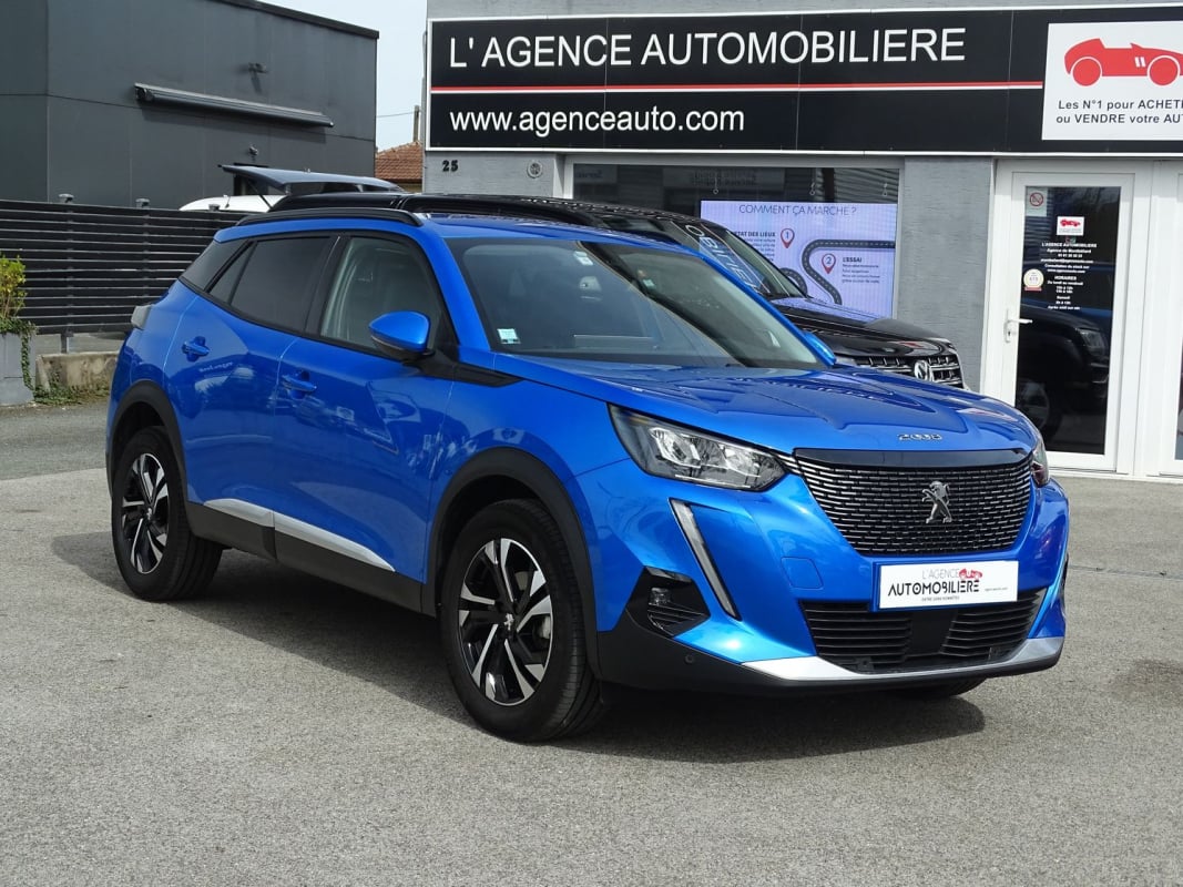 Peugeot 2008 1.2 Puretech 100 ch ALLURE BVM6 SUREQUIPEE — 1