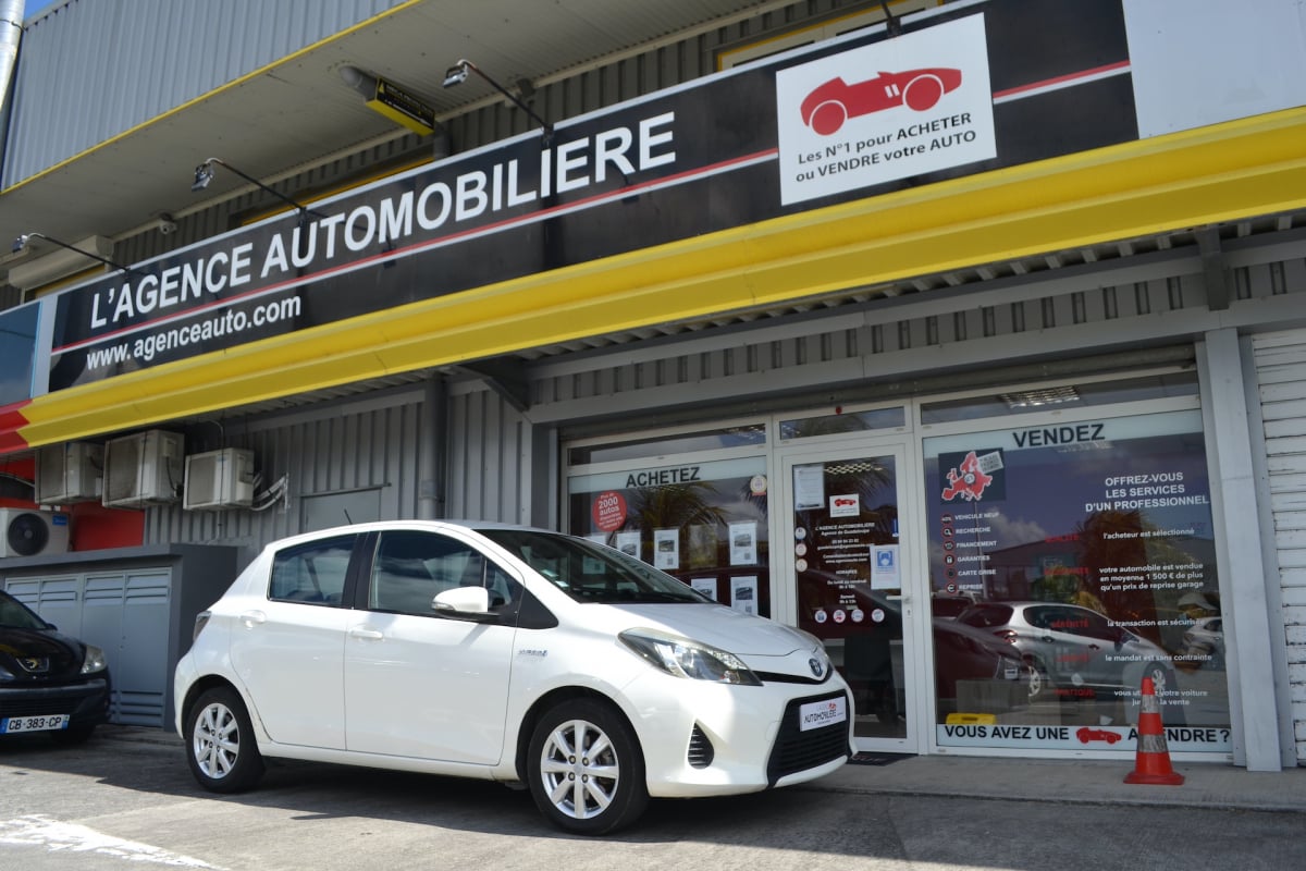 Toyota Yaris Yaris HSD 100h Style — 1
