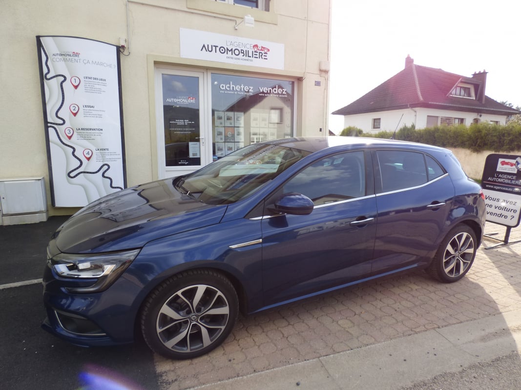 Renault Megane 1,6 DCI 130 Energy Intens Luxe BVM6 — 1