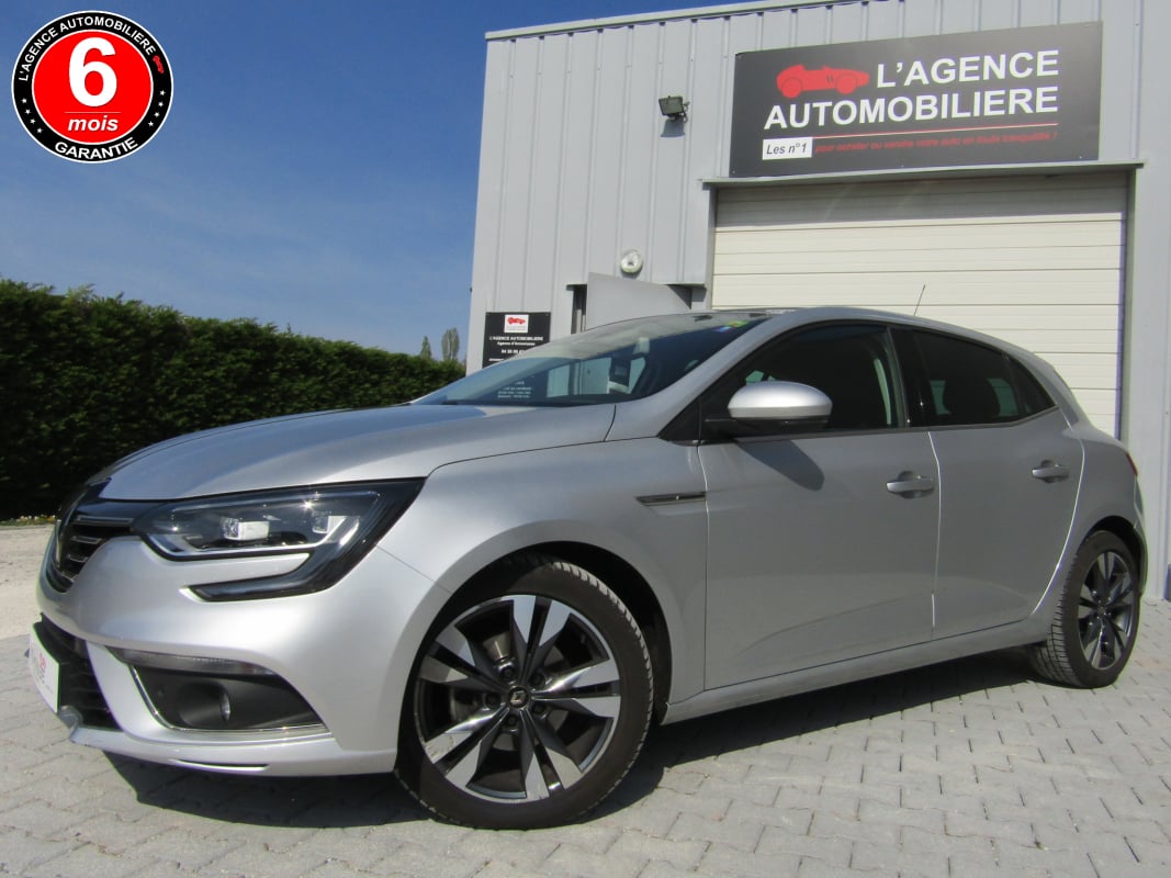 Renault Megane 1.5 DCI 115 INTENS EDC — 1