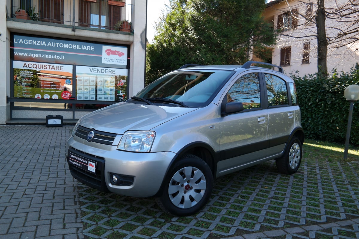 Fiat Panda 1.2 4x4 Climbing — 2
