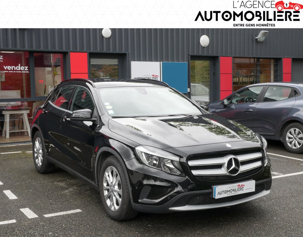 Mercedes-Benz Classe GLA (156) 180 1.5 CDi BUSINESS EXECUTIVE — 1