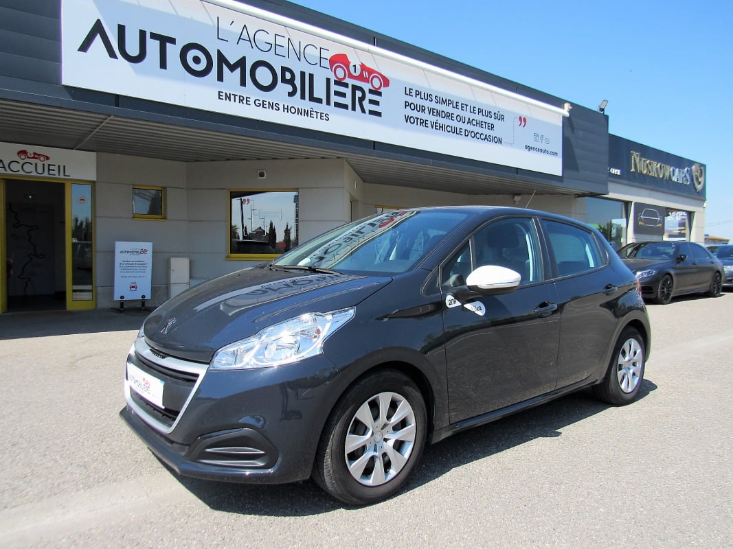 Peugeot 208 1.2 PURETECH 68 LIKE 5P — 1