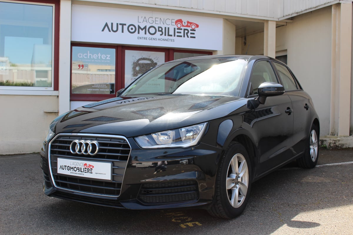 Audi A1 Ambition Luxe Phase 2 Sportback 1.6 TDI 16V 116 cv — 1
