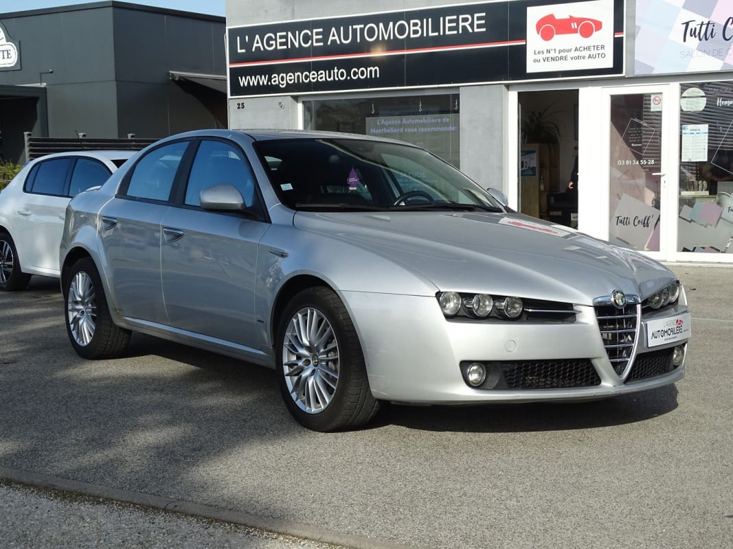 Alfa Romeo 159 2.0 JTDM 170 ch DISTINCTIVE BVM6 - CUIR - GPS — 1