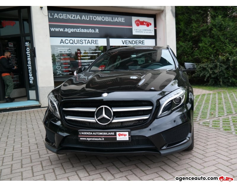 Mercedes-Benz Classe GLA 200d Automatic 4Matic Premium — 3