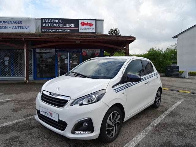 Peugeot 108 1.2 PURETECH 82 COLLECTION 5P — 1