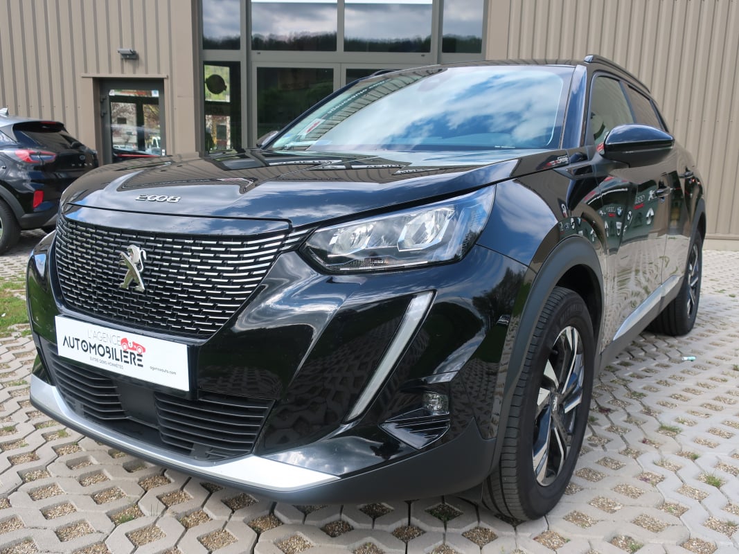 Peugeot 2008 1.2 Allure Pack 130Cv — 1