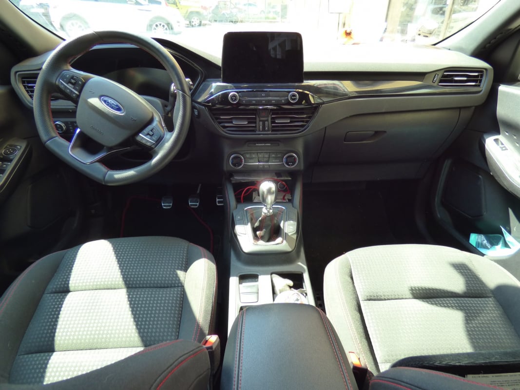 Ford Kuga 2.0 Ecoblue 150ch MHEV ST-LINE — 2