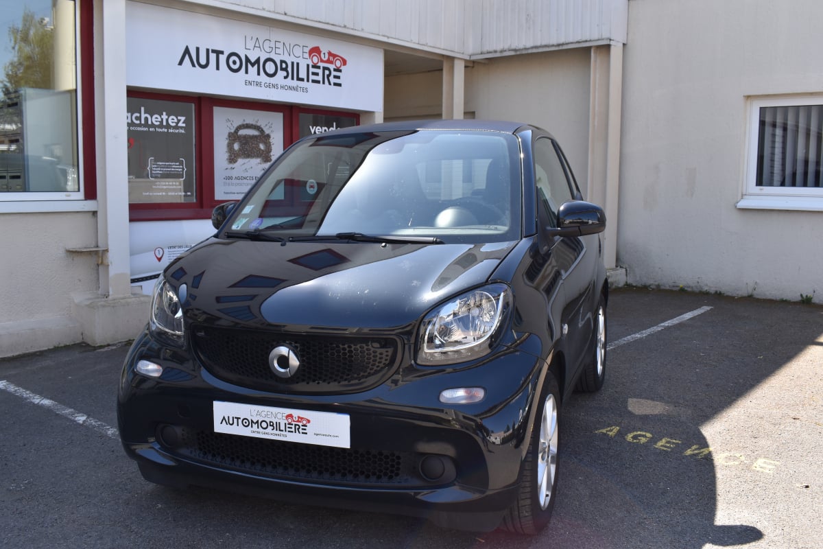 Smart Fortwo Passion MKIII 1.0 i Coupé 12V twinamic S&S 71 cv Boîte auto — 1