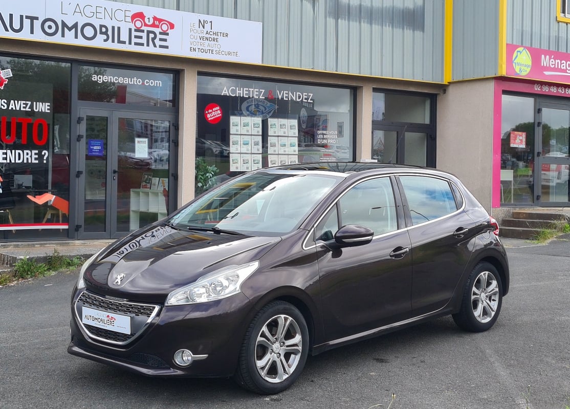 Peugeot 208 1.2 VTi 12V 82 cv Allure — 1