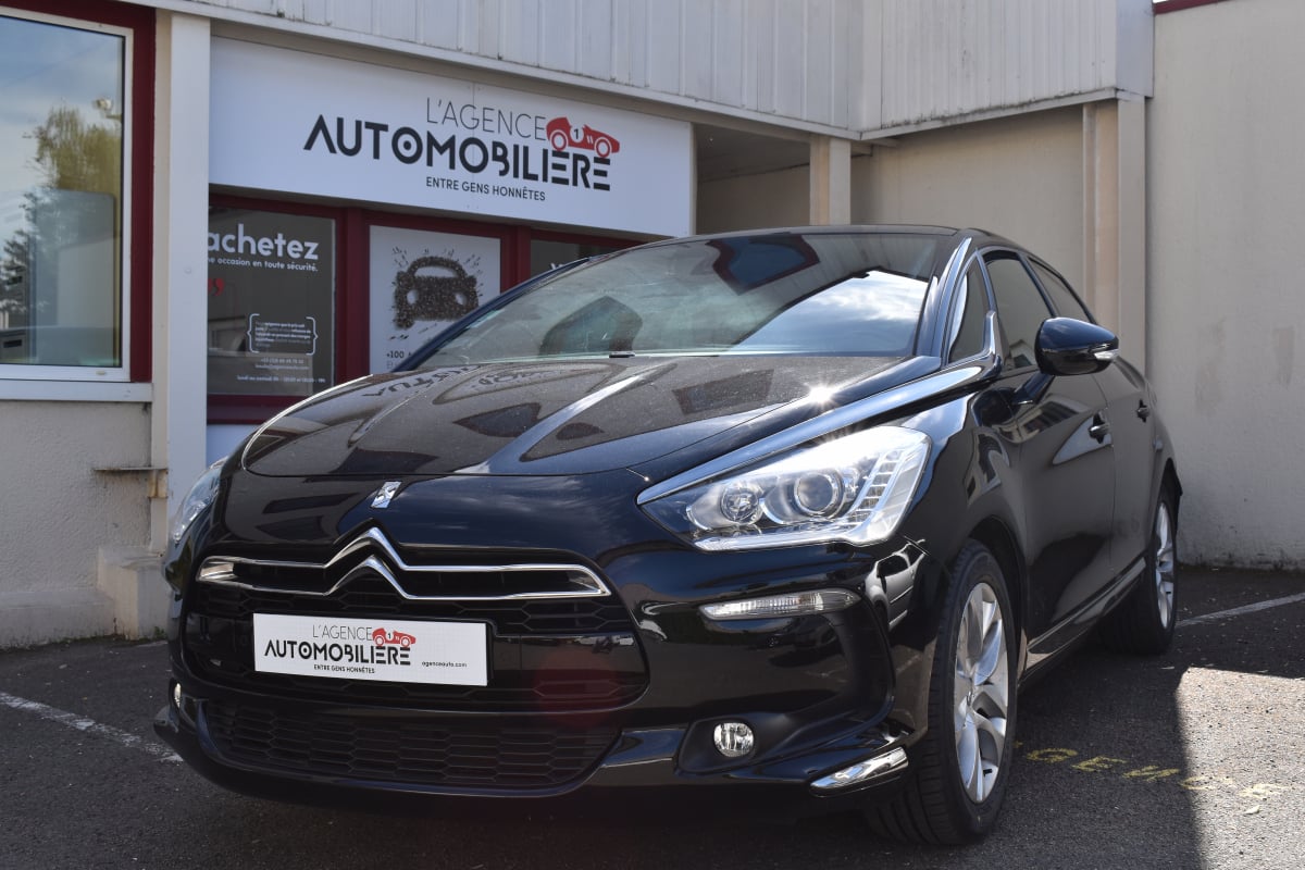 Citroen DS5 SO CHIC 1.6 BlueHDi 120 — 1