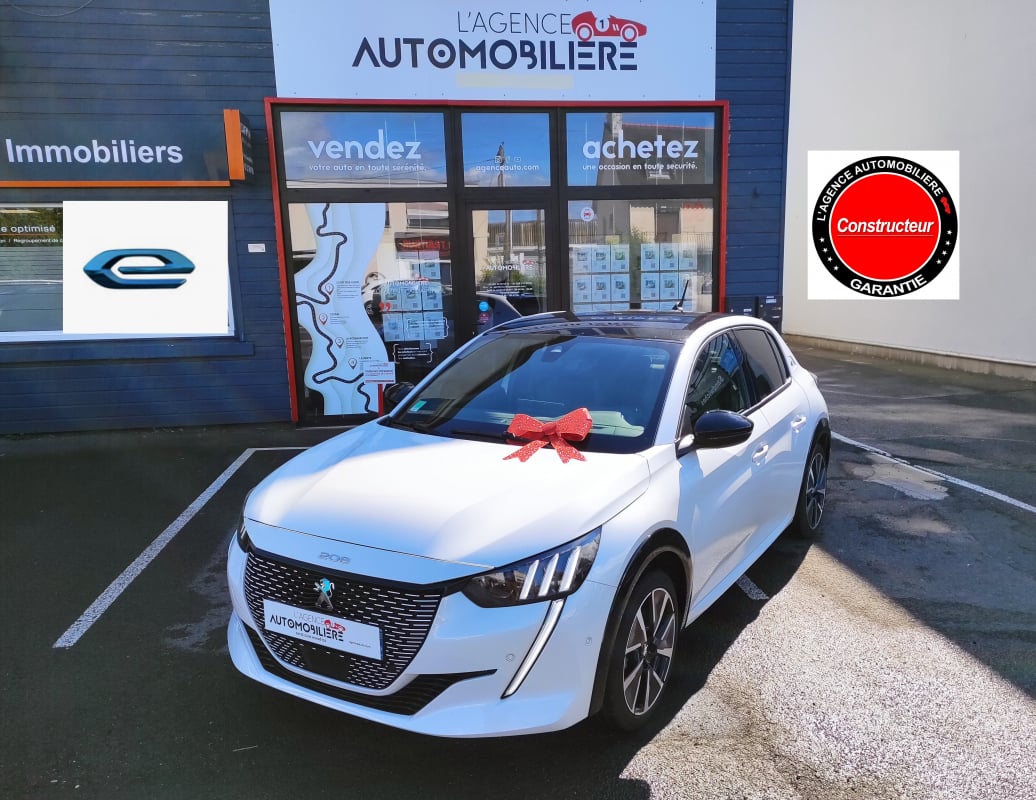 Peugeot 208 e208 100kW 136 cv GT LINE — 1
